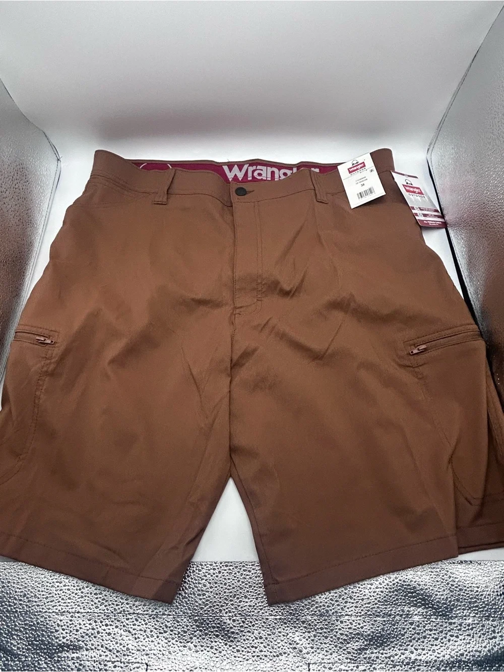 Wrangler Outdoor Brown Flex Waist Cargo Shorts with Zip Pocket